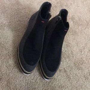 Black and gray zipper bootie